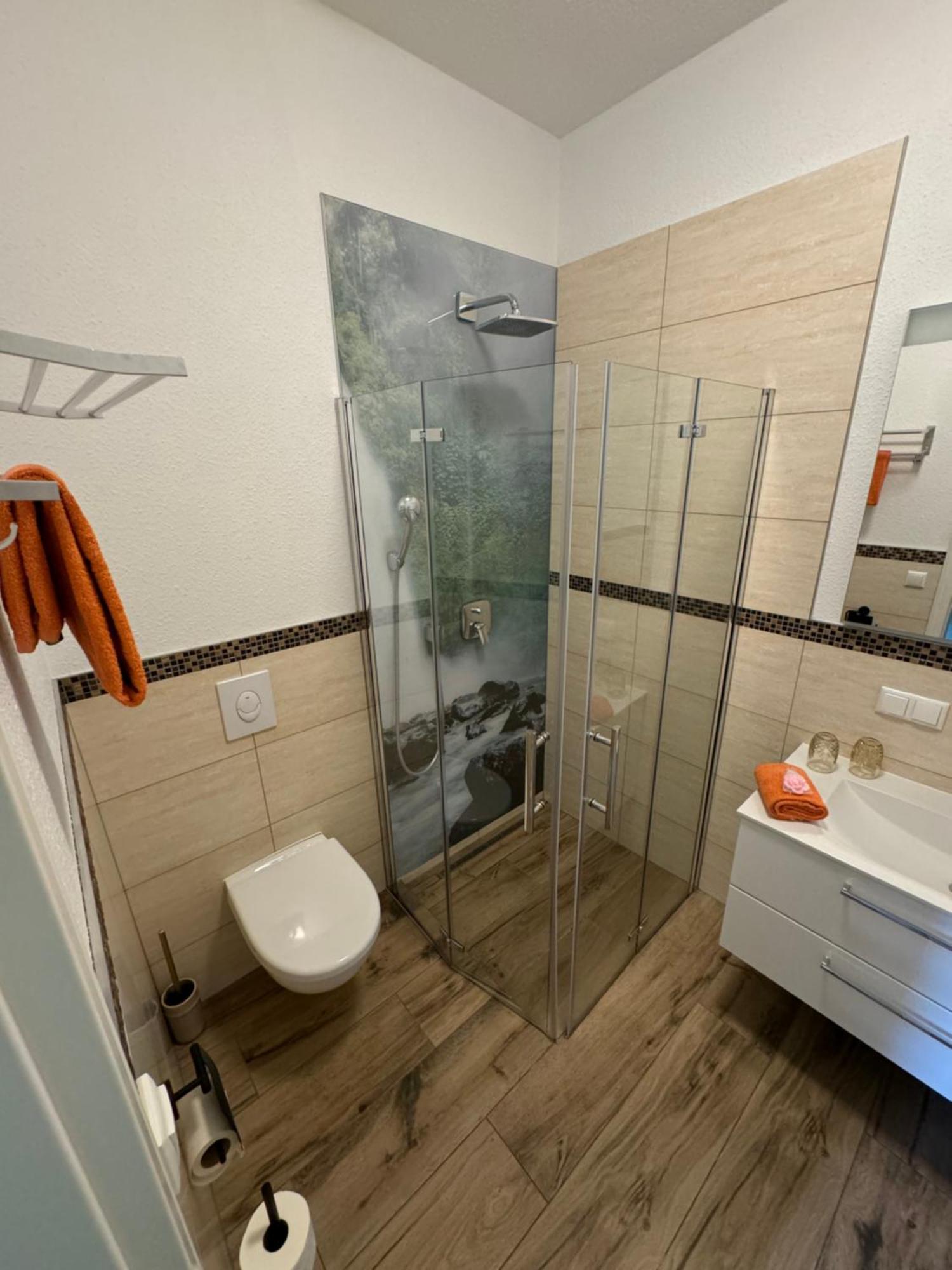 Bed & Breakfast Am Waldguertel Форст Екстер'єр фото